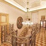 La Vittoriana 萨罗