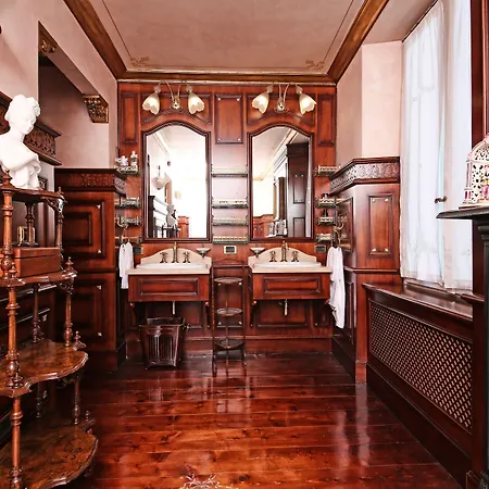 La Vittoriana Hotel 3*
