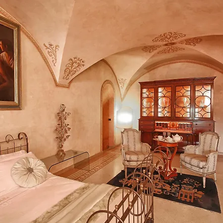 La Vittoriana 3* Salò