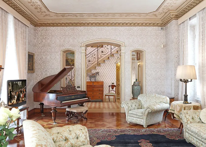 La Vittoriana Hotel Saló