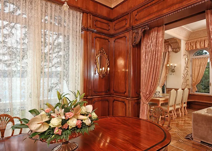 La Vittoriana Hotel Saló